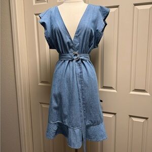 Topshop Light Blue 100% Cotton Chambray V-Neck Belted Mini Dress